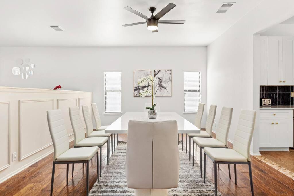 5 Bedrooms With Chefs Kitchen 2 Masters Room And Game Lounge سان أنطونيو المظهر الخارجي الصورة