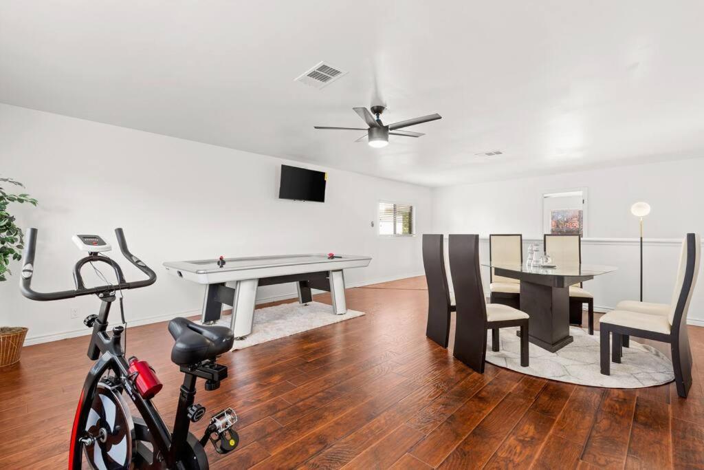 5 Bedrooms With Chefs Kitchen 2 Masters Room And Game Lounge سان أنطونيو المظهر الخارجي الصورة